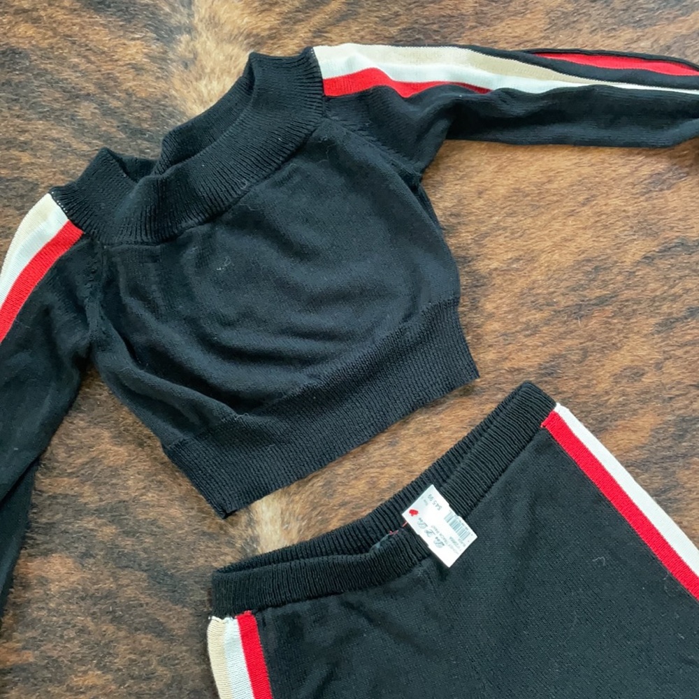 New with tags woman’s track suit - Picture 3 of 3